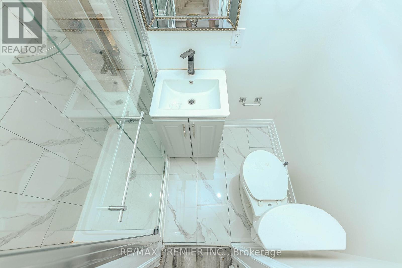 65 Elnathan Crescent, Toronto, Ontario  M9L 2G2 - Photo 21 - W12156707