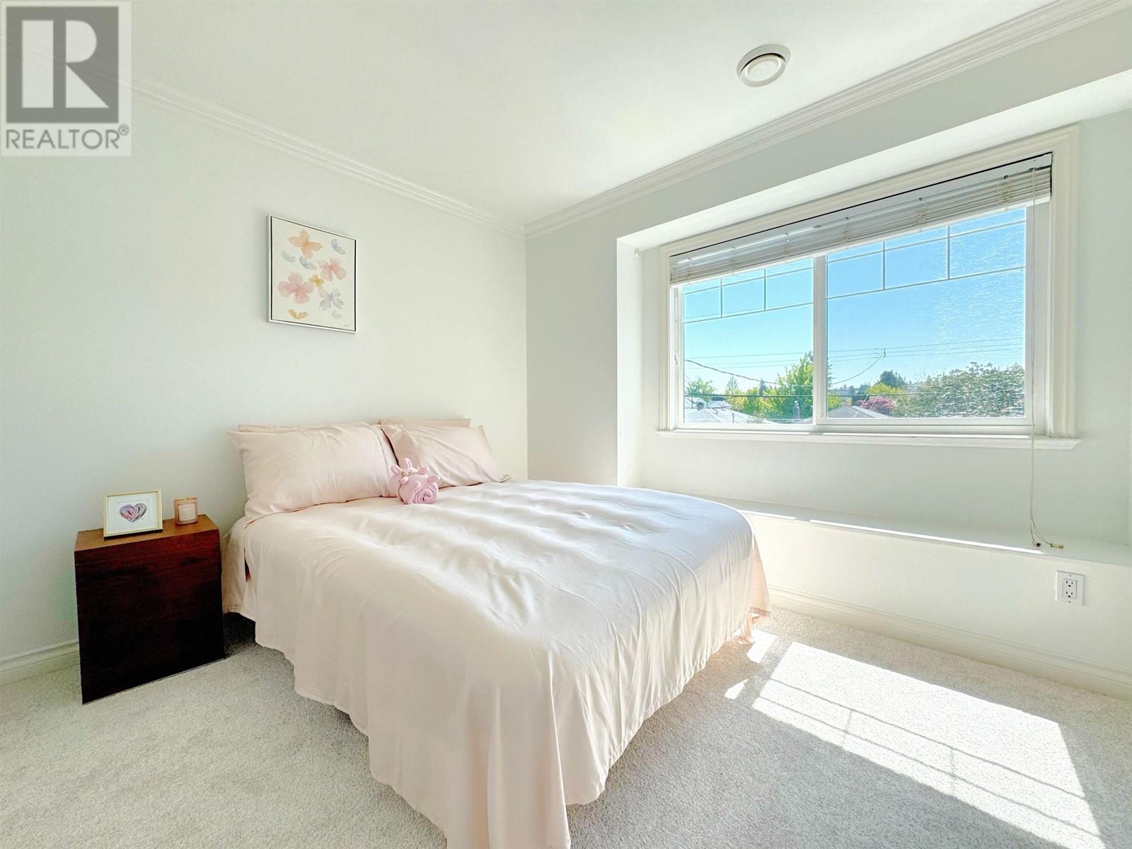 Listing Picture 28 of 40 : 2818 W 19TH AVENUE, Vancouver / 溫哥華 - 魯藝地產 Yvonne Lu Group - MLS Medallion Club Member