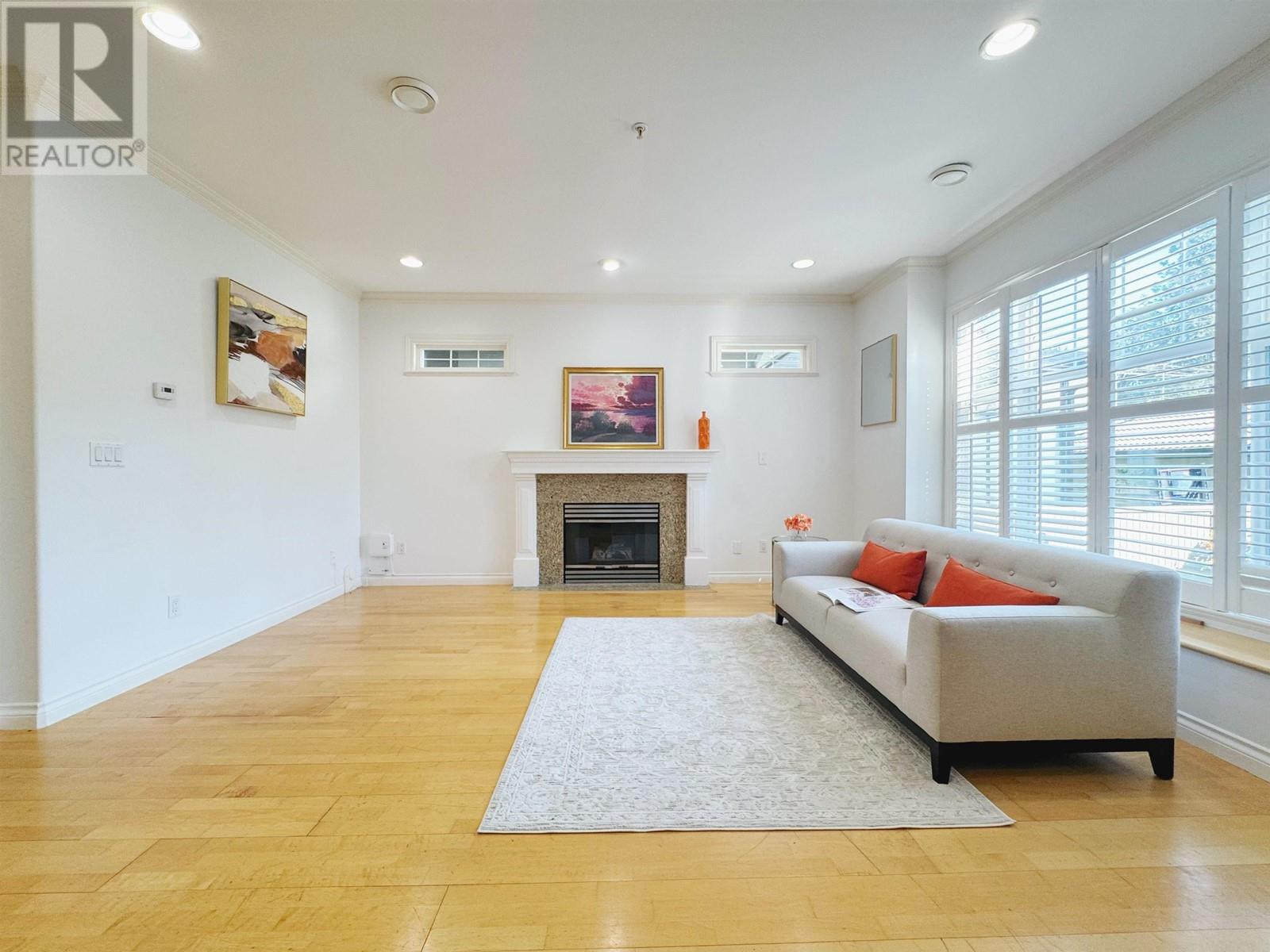 Listing Picture 15 of 40 : 2818 W 19TH AVENUE, Vancouver / 溫哥華 - 魯藝地產 Yvonne Lu Group - MLS Medallion Club Member