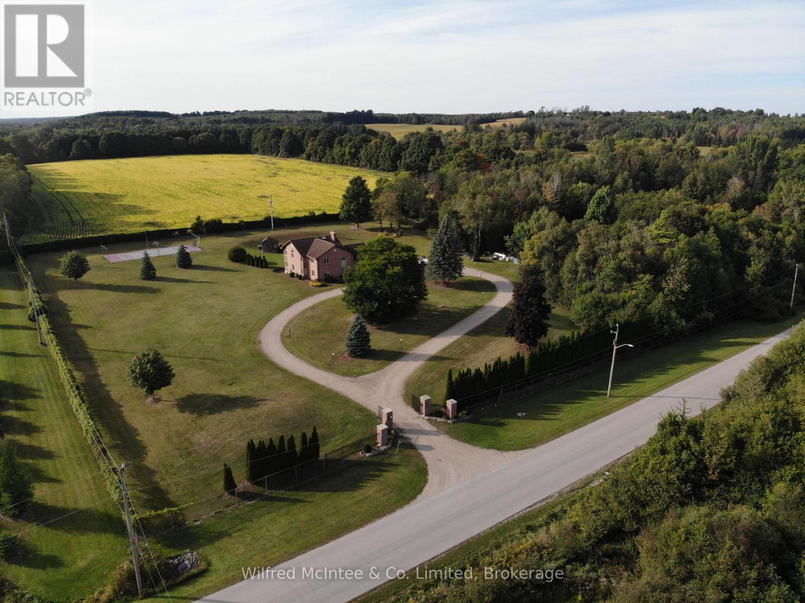 75 Mary Street, North Huron, Ontario  N0G 2W0 - Photo 2 - X12156713