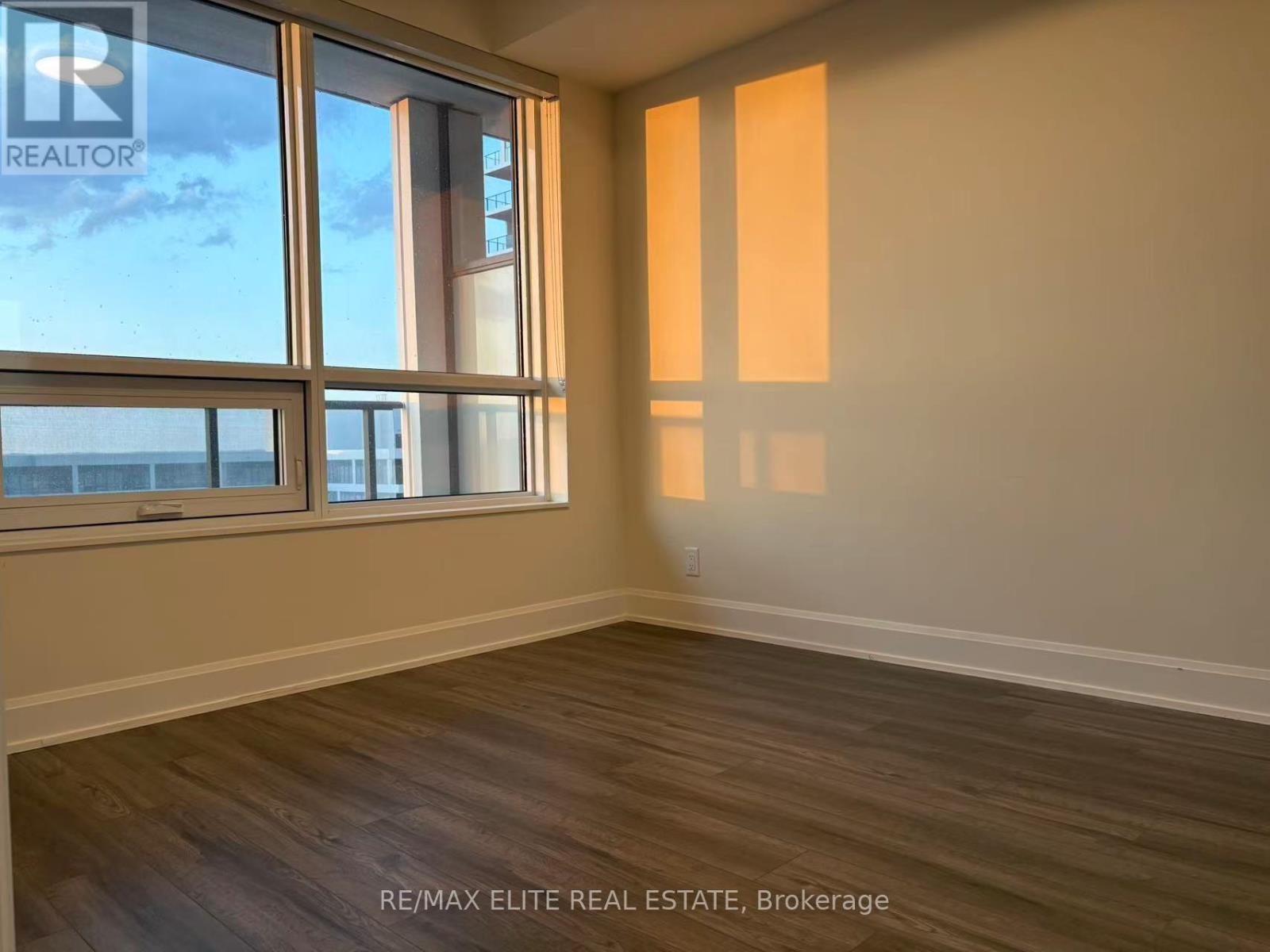 1108 - 8 Water Walk Drive, Markham, Ontario  L3R 6L4 - Photo 31 - N12143354