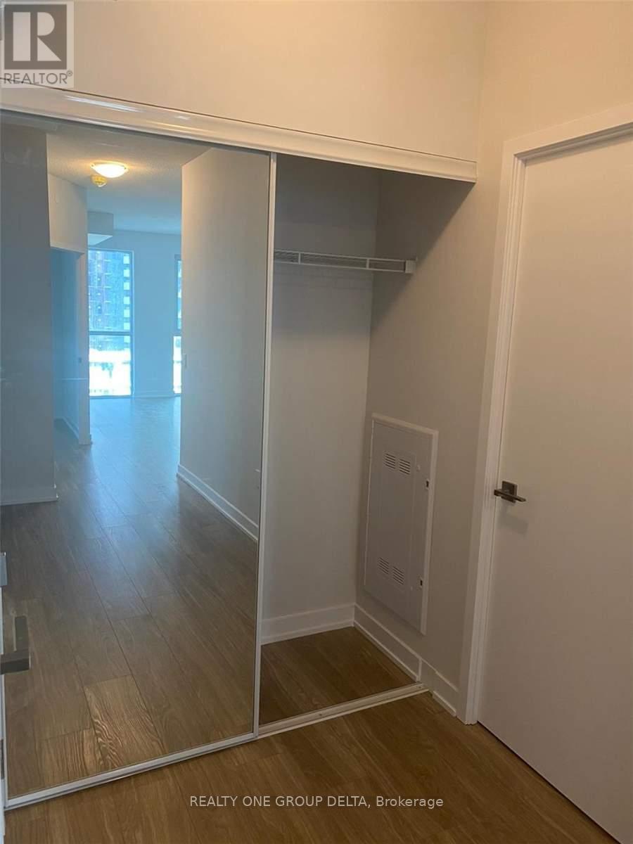 1117 - 4055 Parkside Village Drive, Mississauga, Ontario  L5B 0K8 - Photo 4 - W12156725