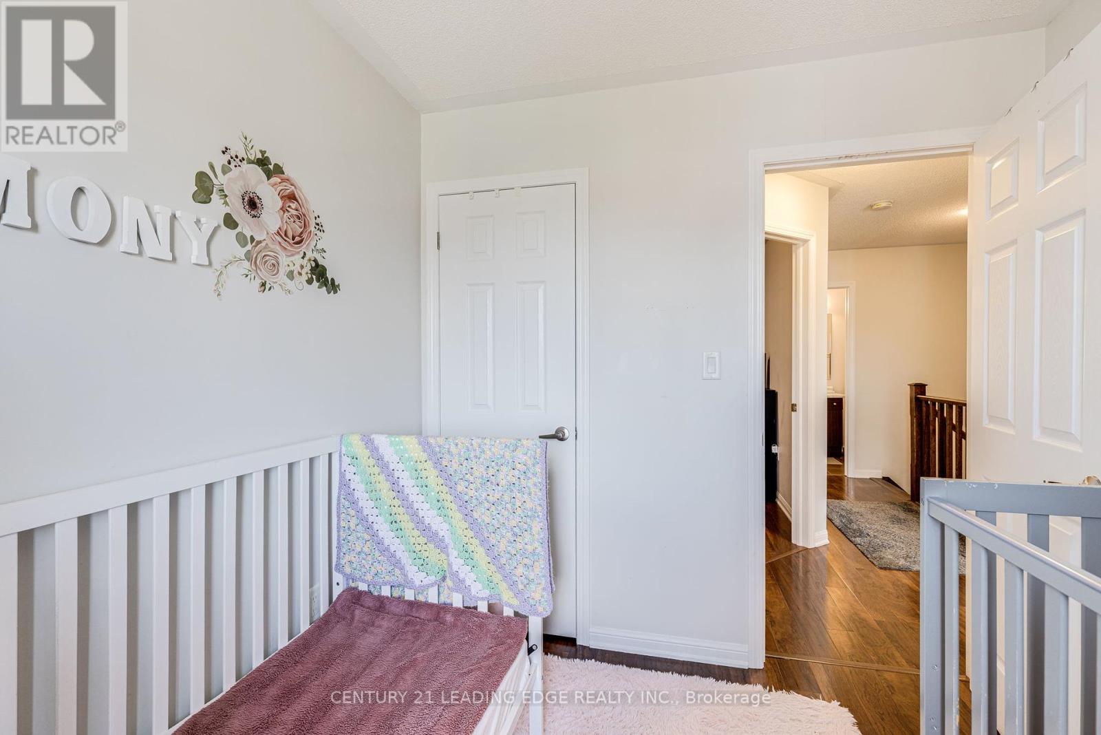 18 Deancrest Road, Brampton, Ontario  L7A 0W2 - Photo 17 - W12123558