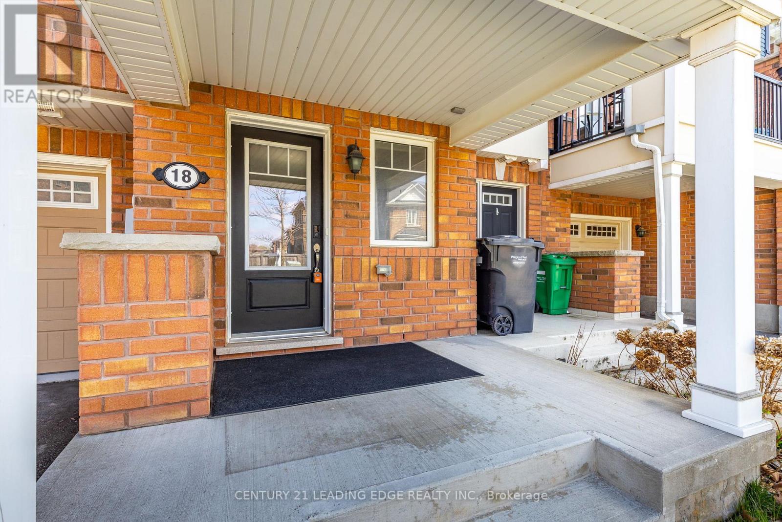18 Deancrest Road, Brampton, Ontario  L7A 0W2 - Photo 29 - W12123558