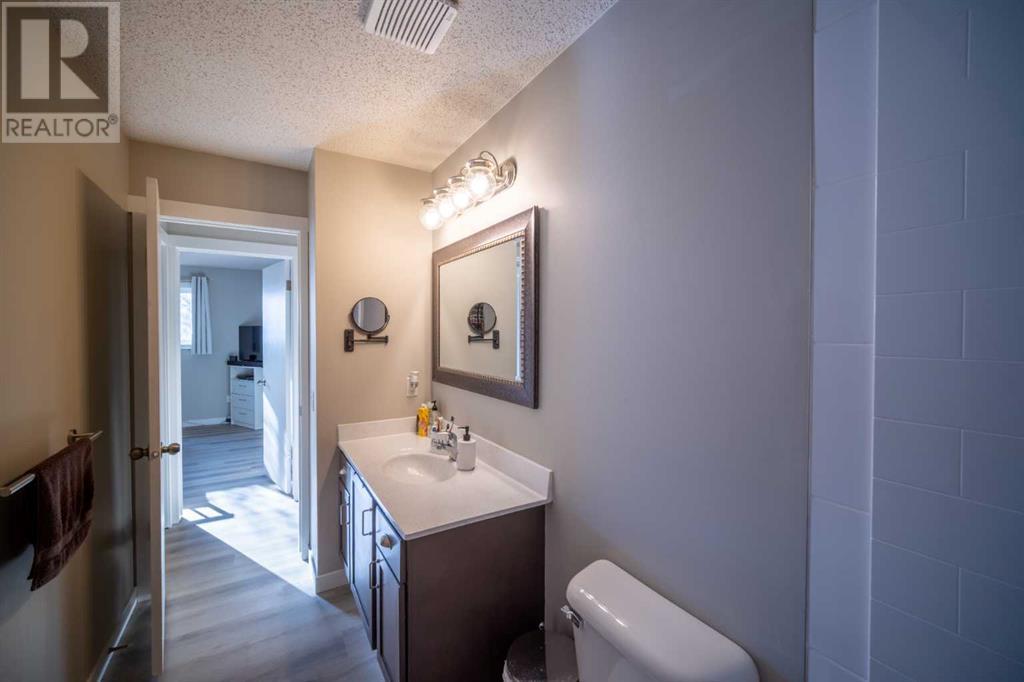 99 Glenhill Drive, Cochrane, Alberta  T4C 1H2 - Photo 10 - A2204944