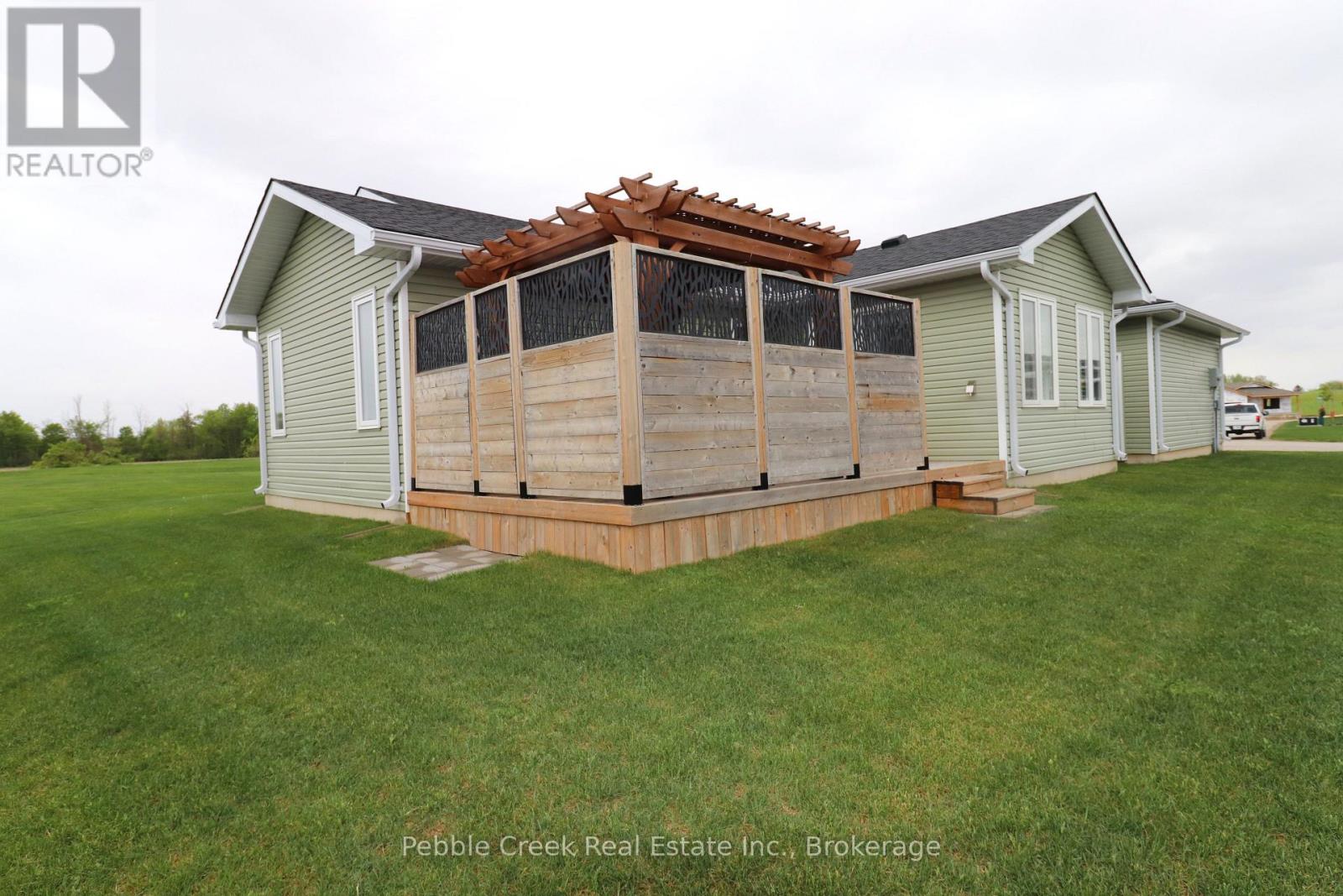 112 Huron Heights Drive, Ashfield-Colborne-Wawanosh, Ontario  N7A 0C1 - Photo 31 - X12156734
