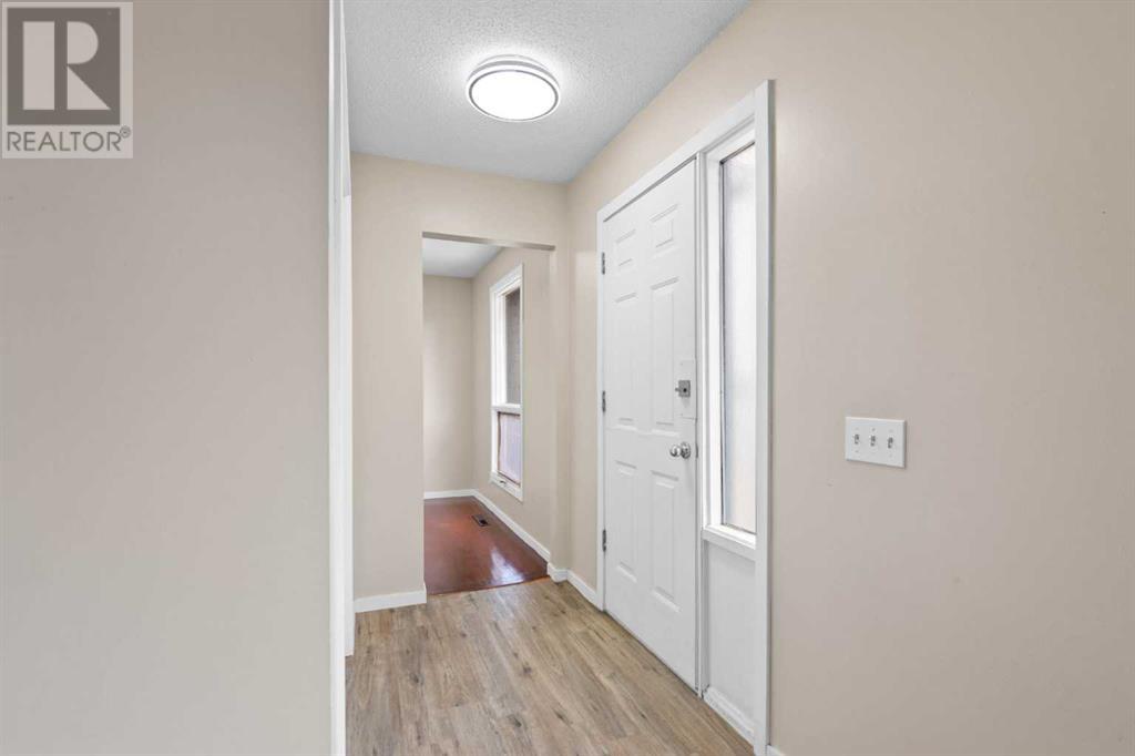 Property at 98, 6440 4 Street image 3