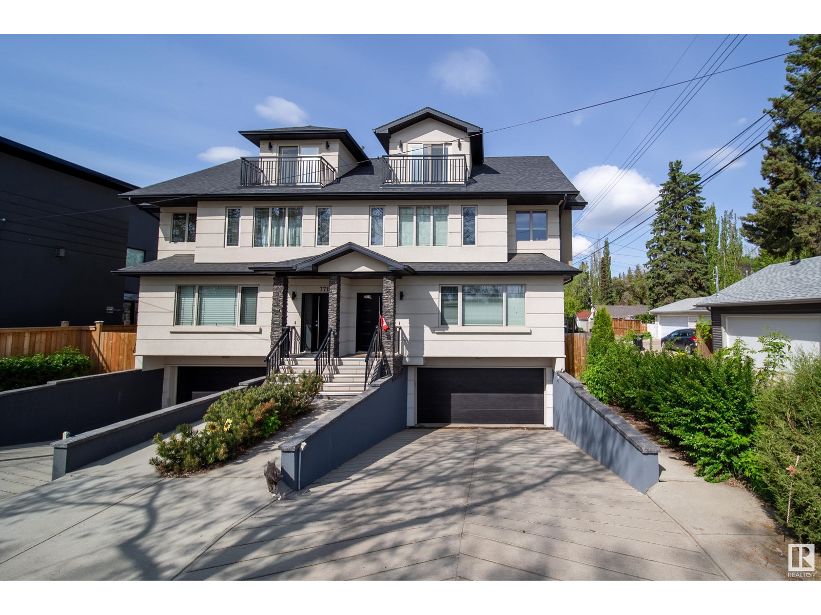 Property at 7718 112 ST NW image 3