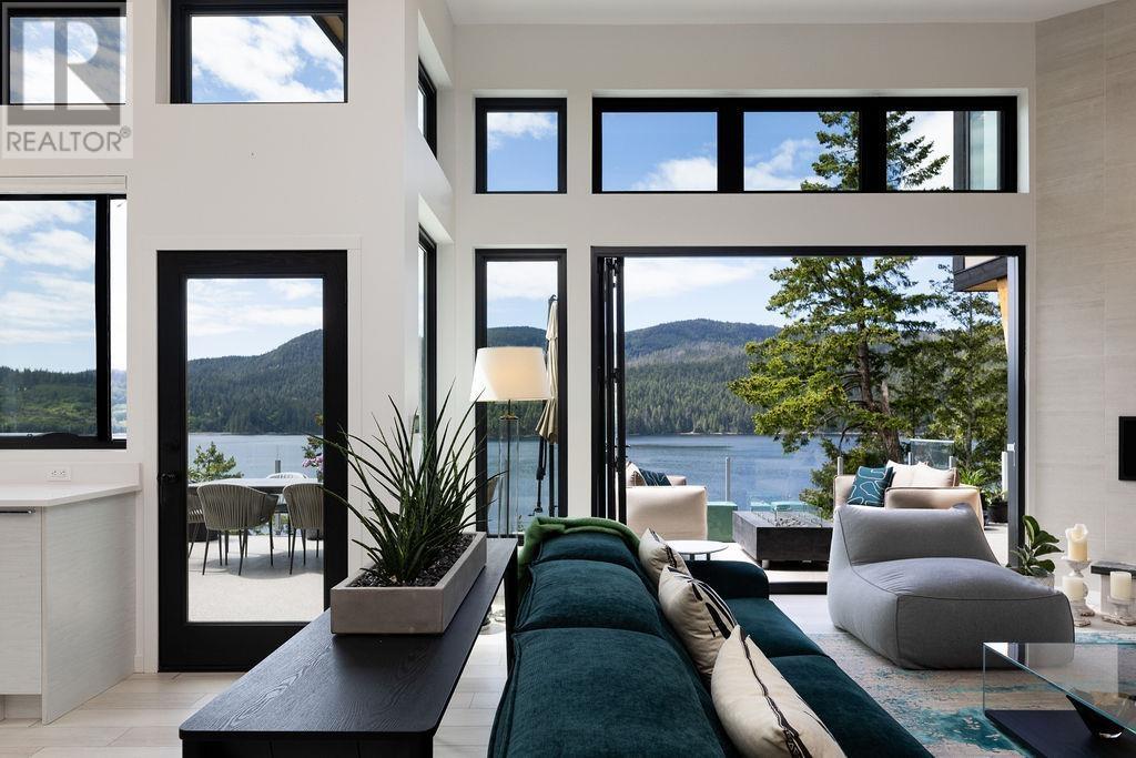 6101 -6099 Coracle Drive, Sechelt, British Columbia  V7Z 0C9 - Photo 8 - R3004048