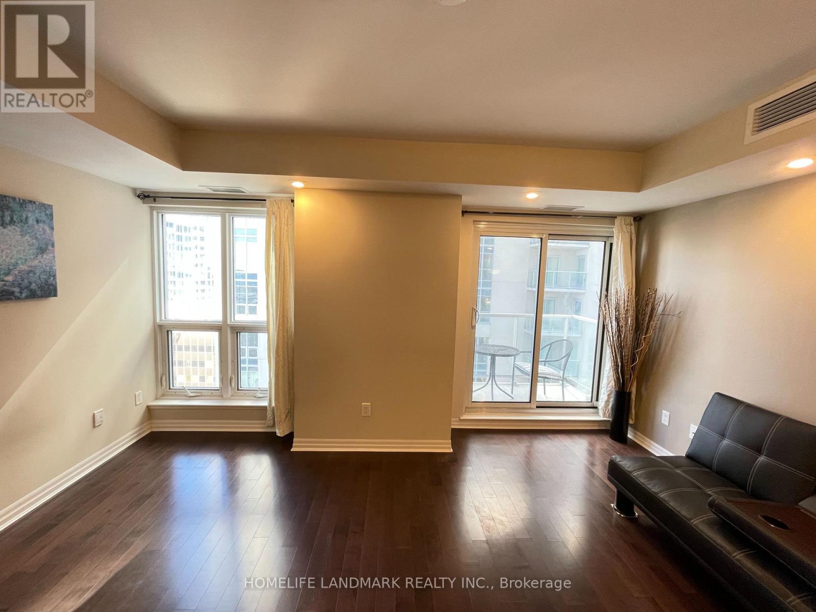 1908 - 195 Besserer Street, Ottawa, Ontario  K1N 0B6 - Photo 11 - X12156737