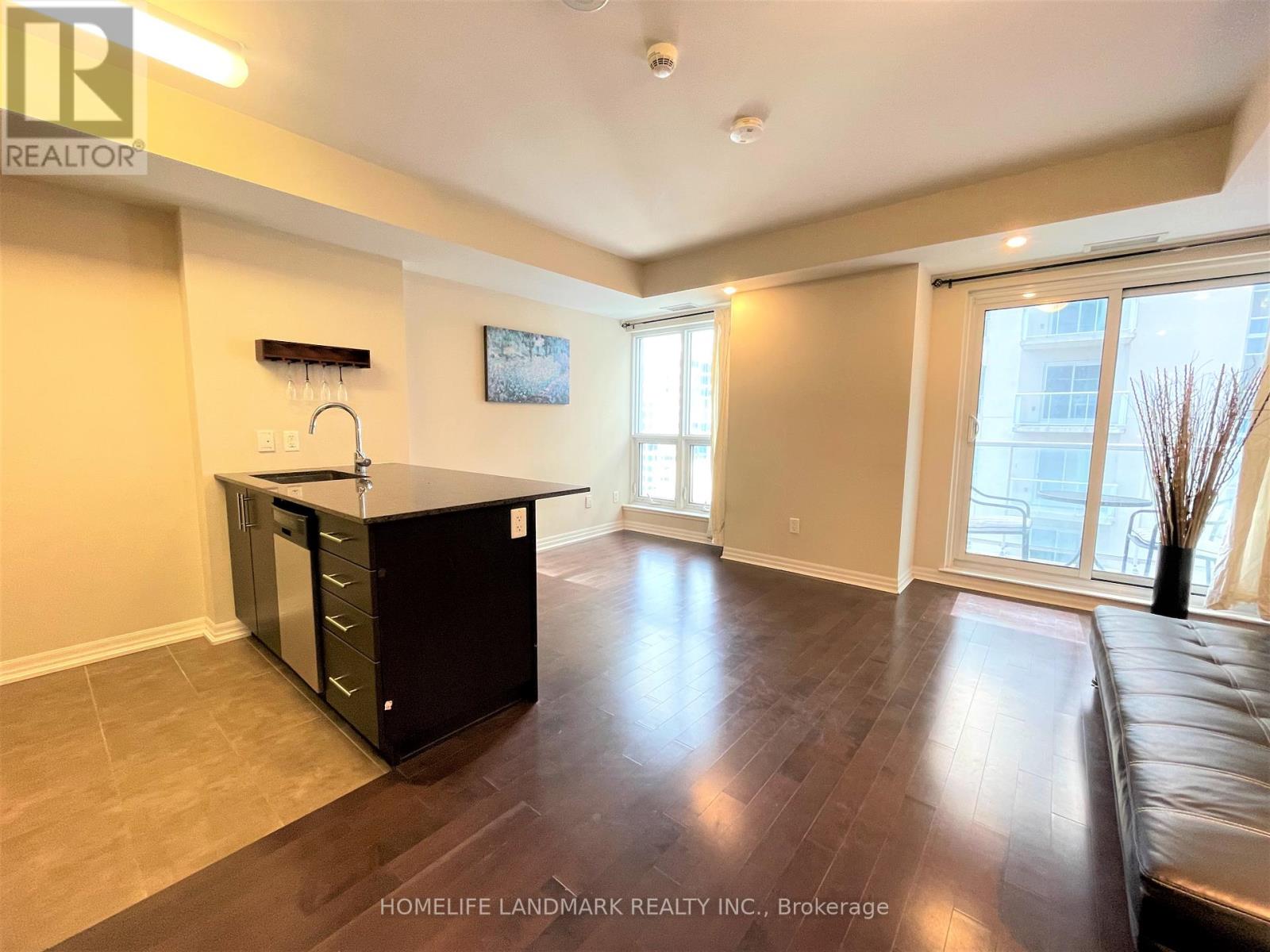 1908 - 195 Besserer Street, Ottawa, Ontario  K1N 0B6 - Photo 4 - X12156737