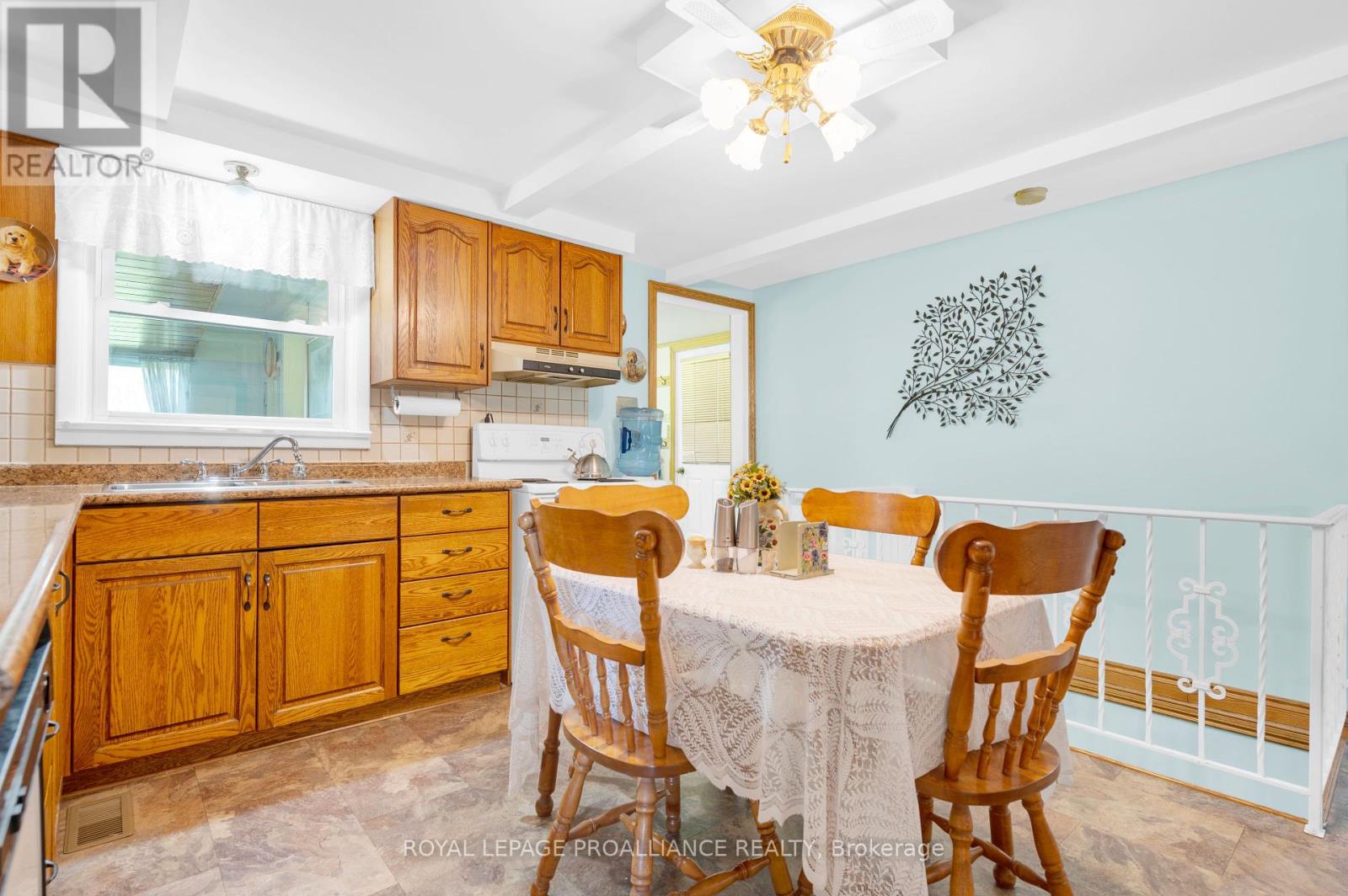 103 Marshall Road, Belleville, Ontario  K8N 4Z2 - Photo 11 - X12156750