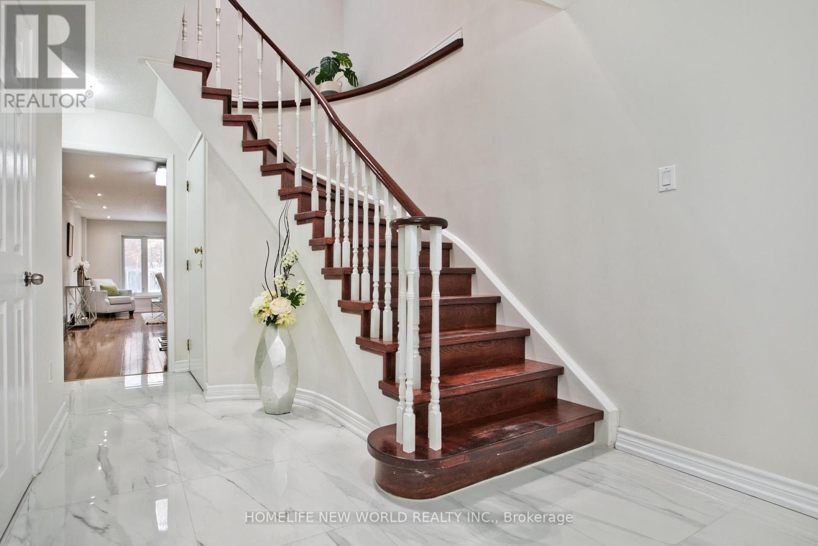 30 William Honey Crescent, Markham, Ontario  L3S 2K1 - Photo 13 - N12132587