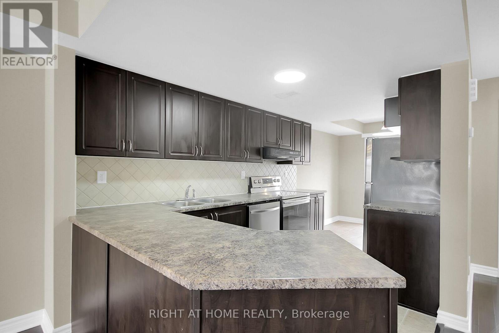 D - 1120 Klondike Road, Ottawa, Ontario  K2K 0H2 - Photo 22 - X12082601