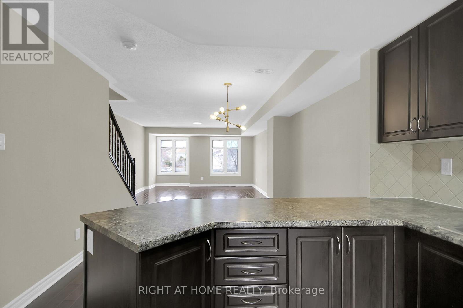 D - 1120 Klondike Road, Ottawa, Ontario  K2K 0H2 - Photo 30 - X12082601