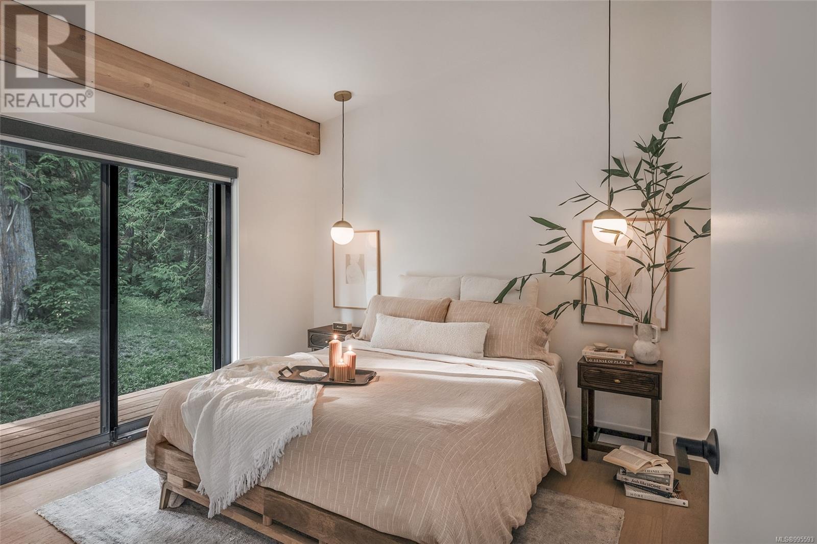 585 Wildwood Cres, Gabriola Island, British Columbia  V0R 1X4 - Photo 6 - 995593