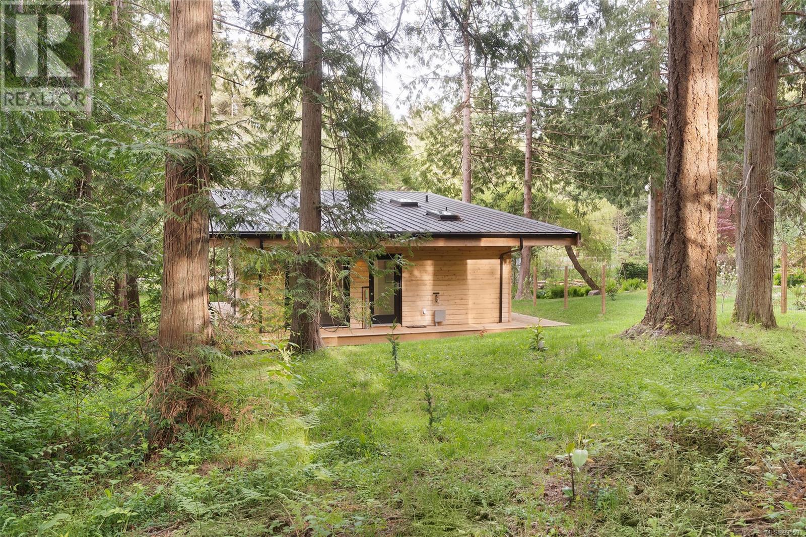 585 Wildwood Cres, Gabriola Island, British Columbia  V0R 1X4 - Photo 45 - 995593