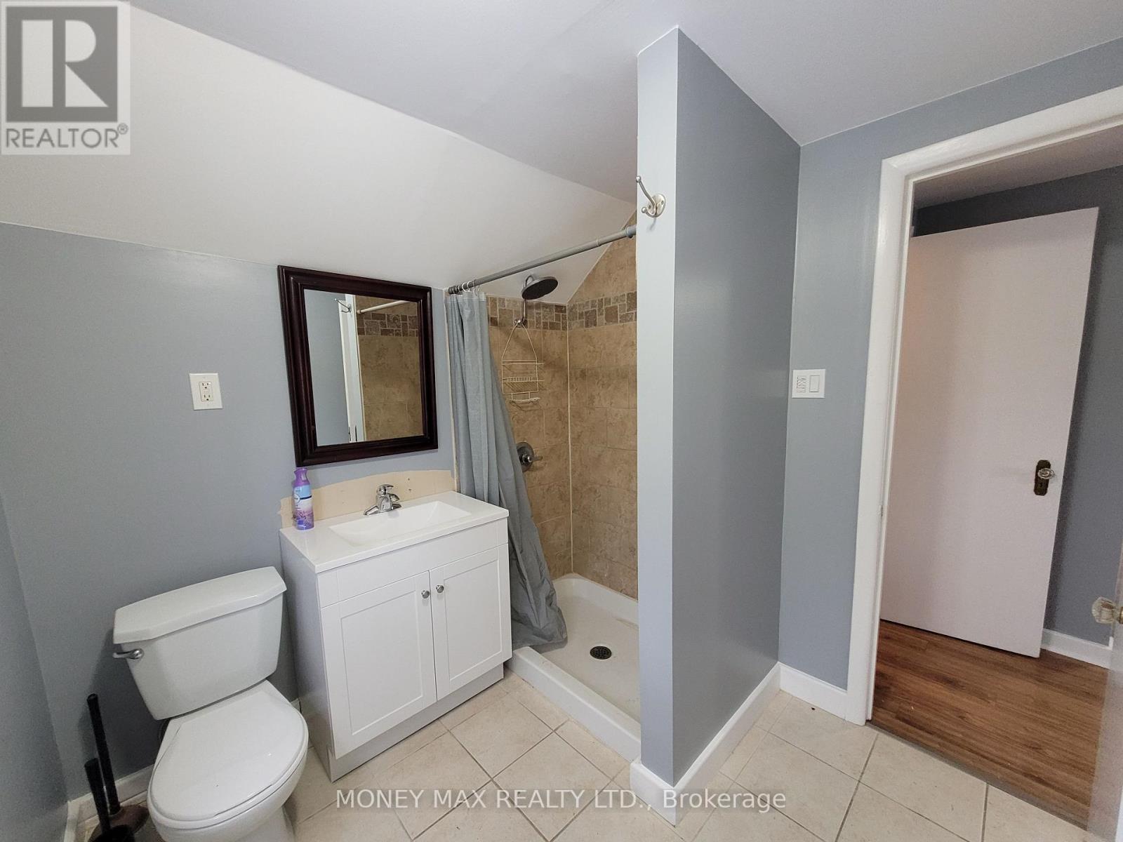 B - 2952 Prince Of Wales Drive, Ottawa, Ontario  K2E 0B2 - Photo 10 - X12156764