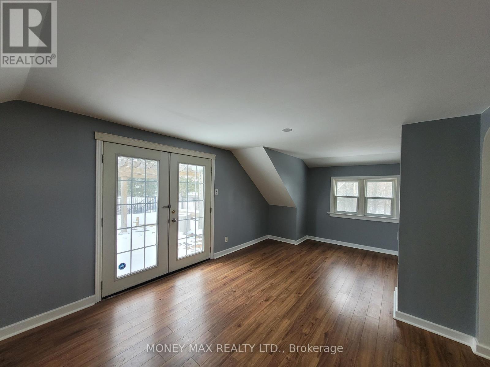 B - 2952 Prince Of Wales Drive, Ottawa, Ontario  K2E 0B2 - Photo 13 - X12156764