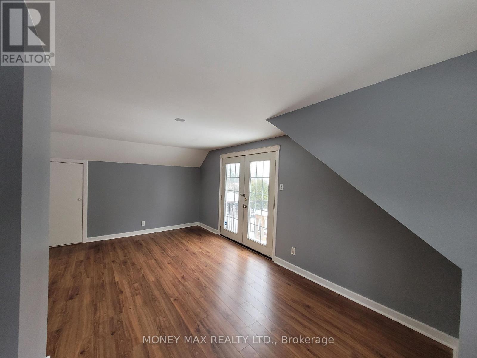 B - 2952 Prince Of Wales Drive, Ottawa, Ontario  K2E 0B2 - Photo 14 - X12156764