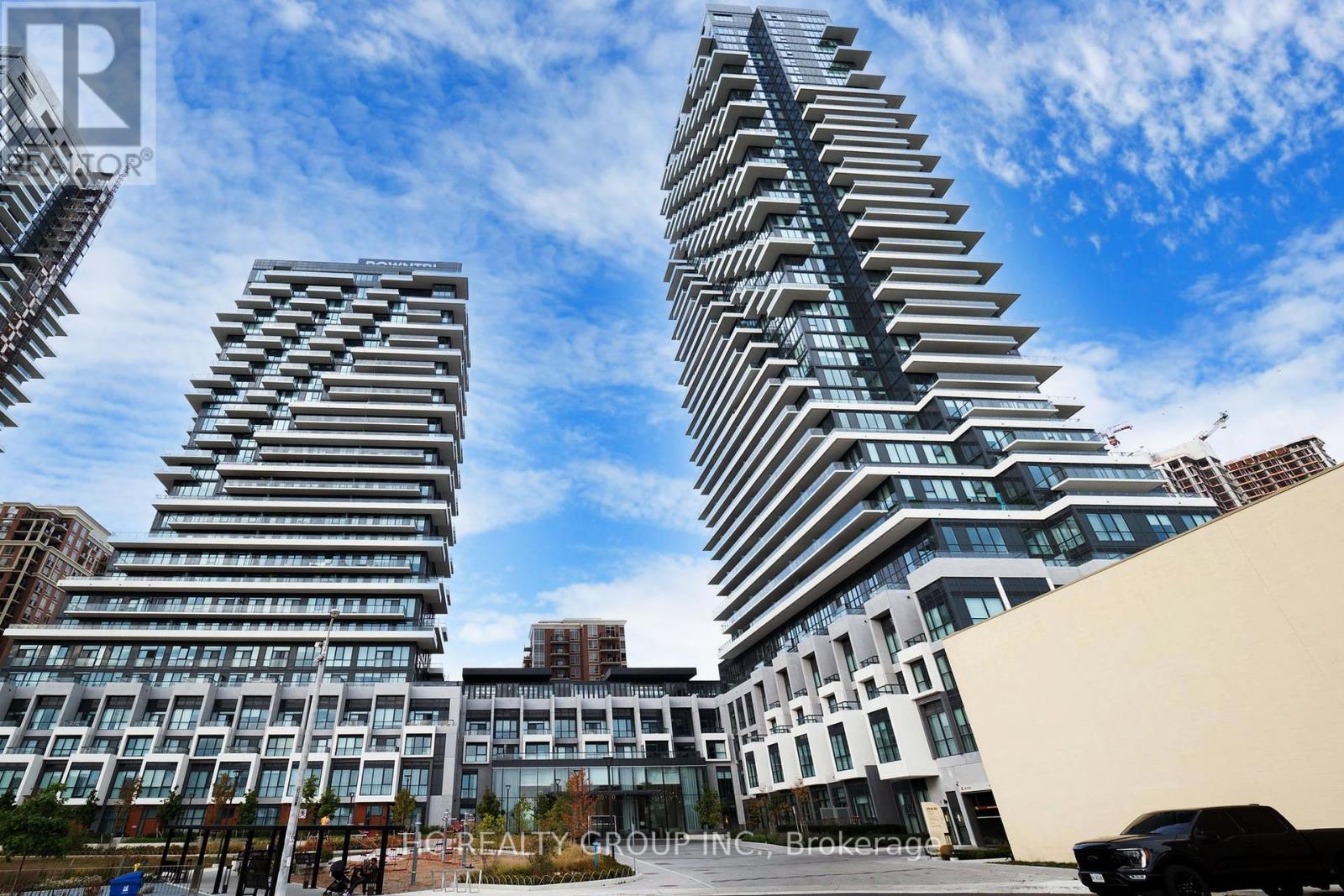 222 - 30 Inn On The Park Drive, Toronto, Ontario  M3C 0P7 - Photo 4 - C12140009