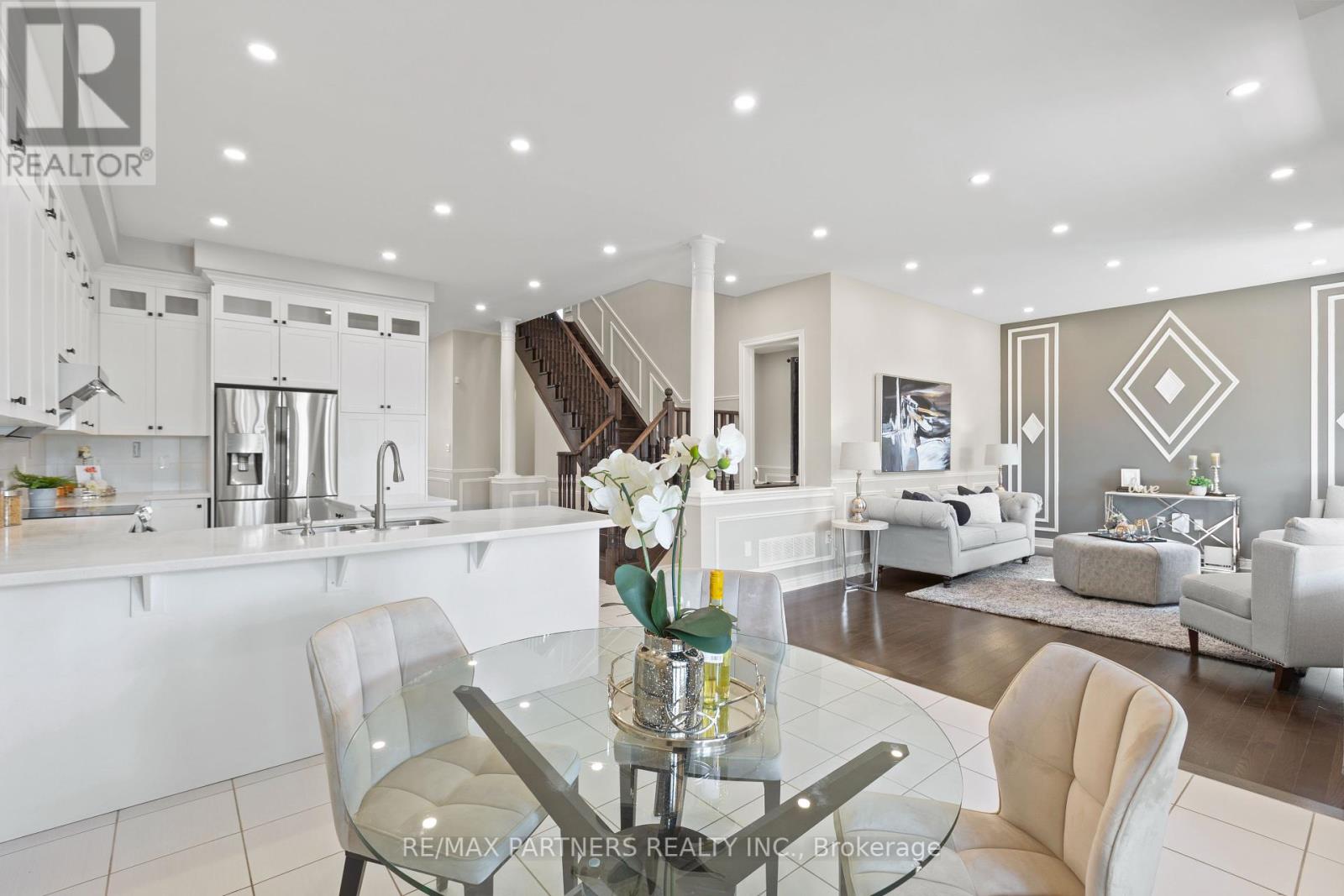 283 Baker Hill Boulevard, Whitchurch-Stouffville, Ontario  L4A 4P8 - Photo 14 - N12156765
