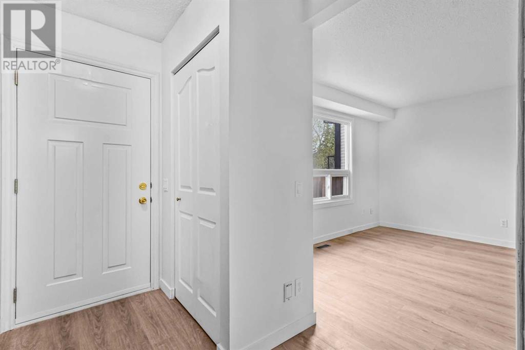 Property at 1416 Ranchlands Way NW image 5