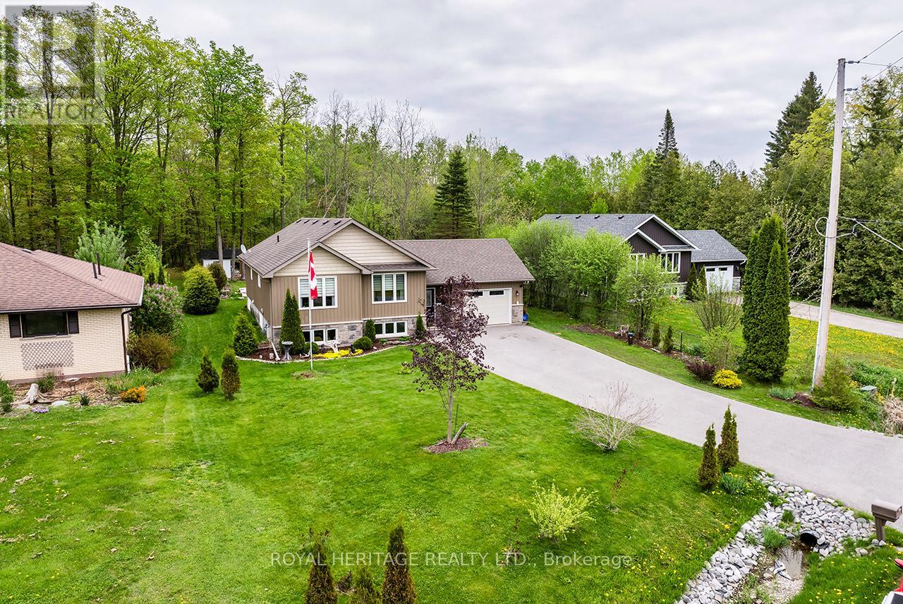 160 Mcgill Drive E, Kawartha Lakes, Ontario L0B 1K0 - Photo 2 - X12156784