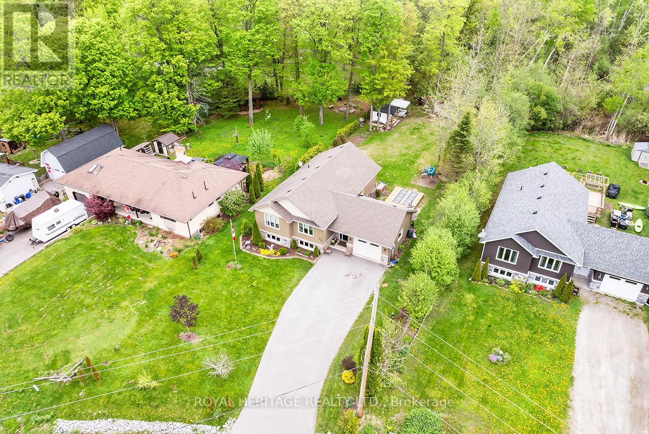 160 Mcgill Drive E, Kawartha Lakes, Ontario L0B 1K0 - Photo 3 - X12156784