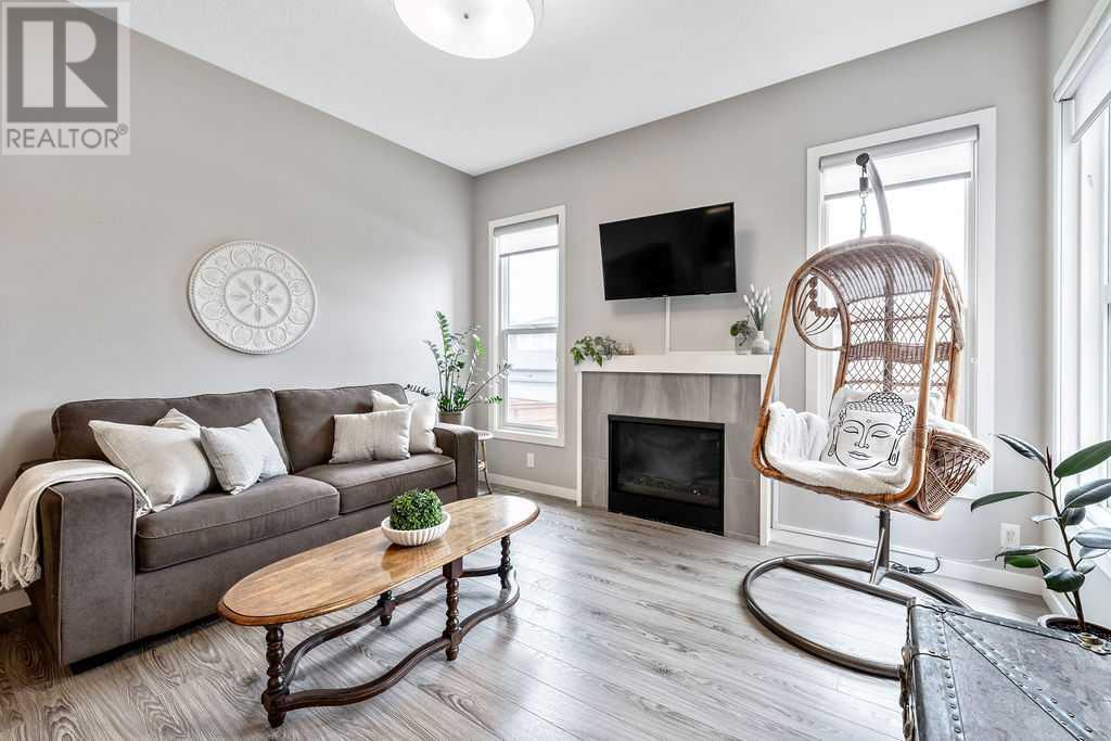 8 Emberside Place, Cochrane, Alberta  T4C 2L8 - Photo 9 - A2219268