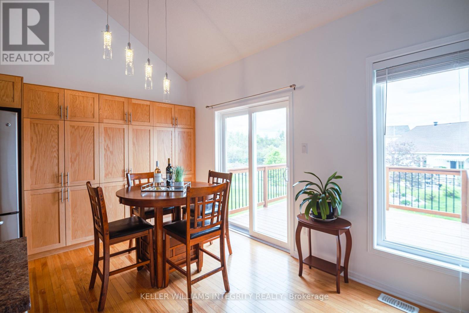 21 Edward Vince Evans Court, Arnprior, Ontario  K7S 0K5 - Photo 13 - X12156778