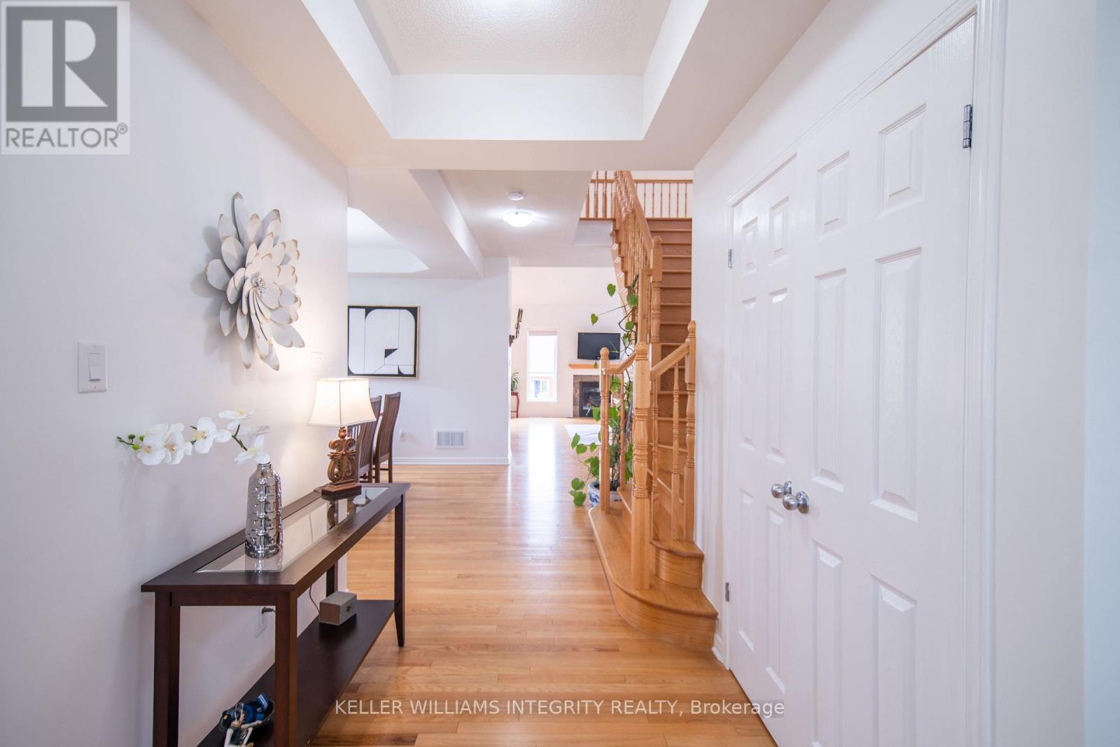 21 Edward Vince Evans Court, Arnprior, Ontario  K7S 0K5 - Photo 4 - X12156778
