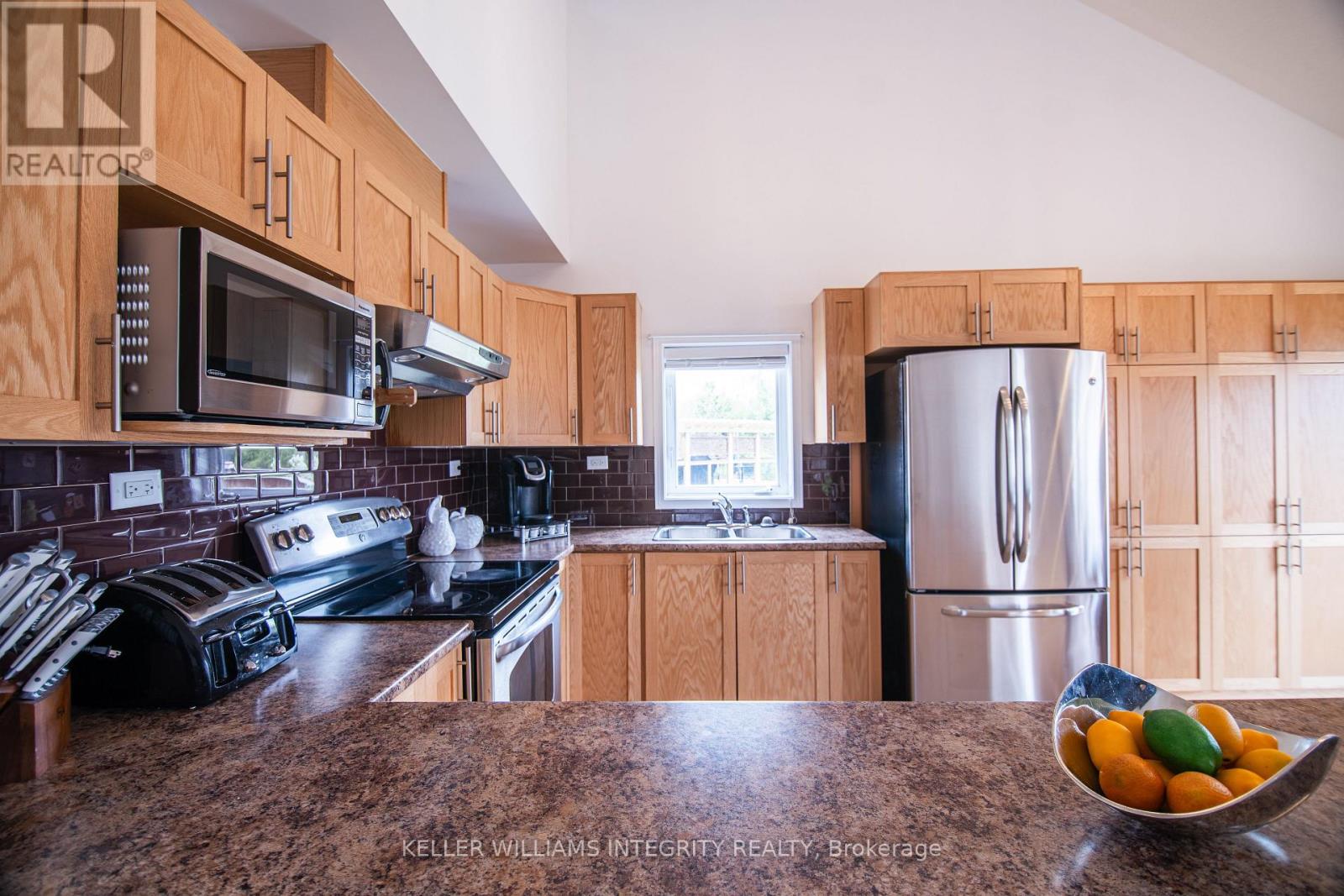 21 Edward Vince Evans Court, Arnprior, Ontario  K7S 0K5 - Photo 7 - X12156778