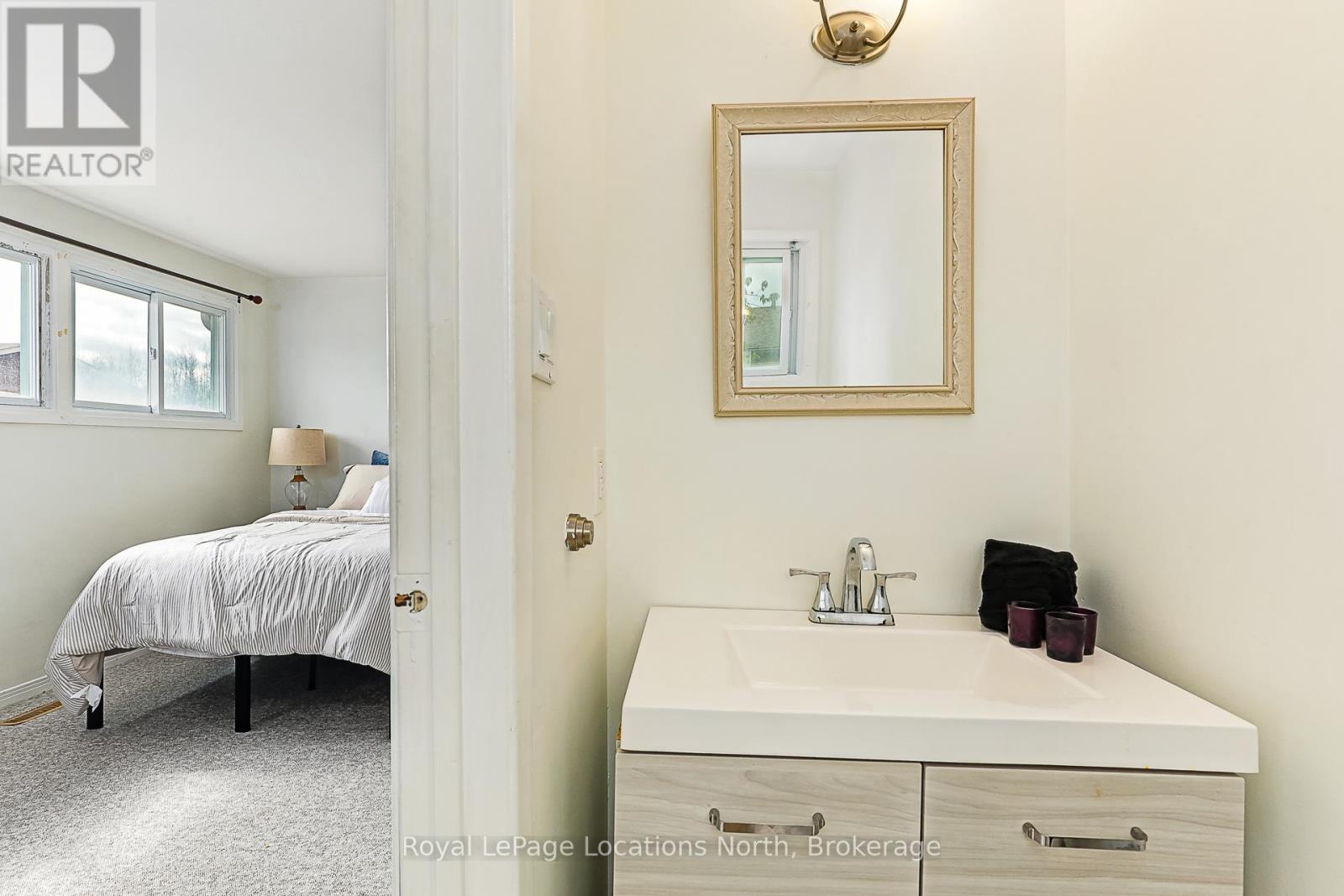 581 Tenth Street, Collingwood, Ontario L9Y 4K6 - Photo 18 - S12154635