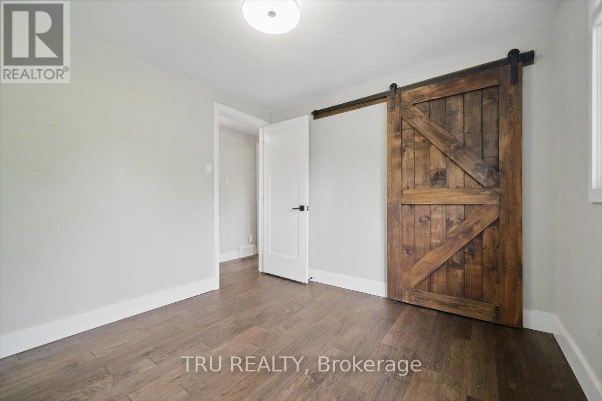 2114 Balharrie Avenue, Ottawa, Ontario  K1G 1G5 - Photo 15 - X12156787