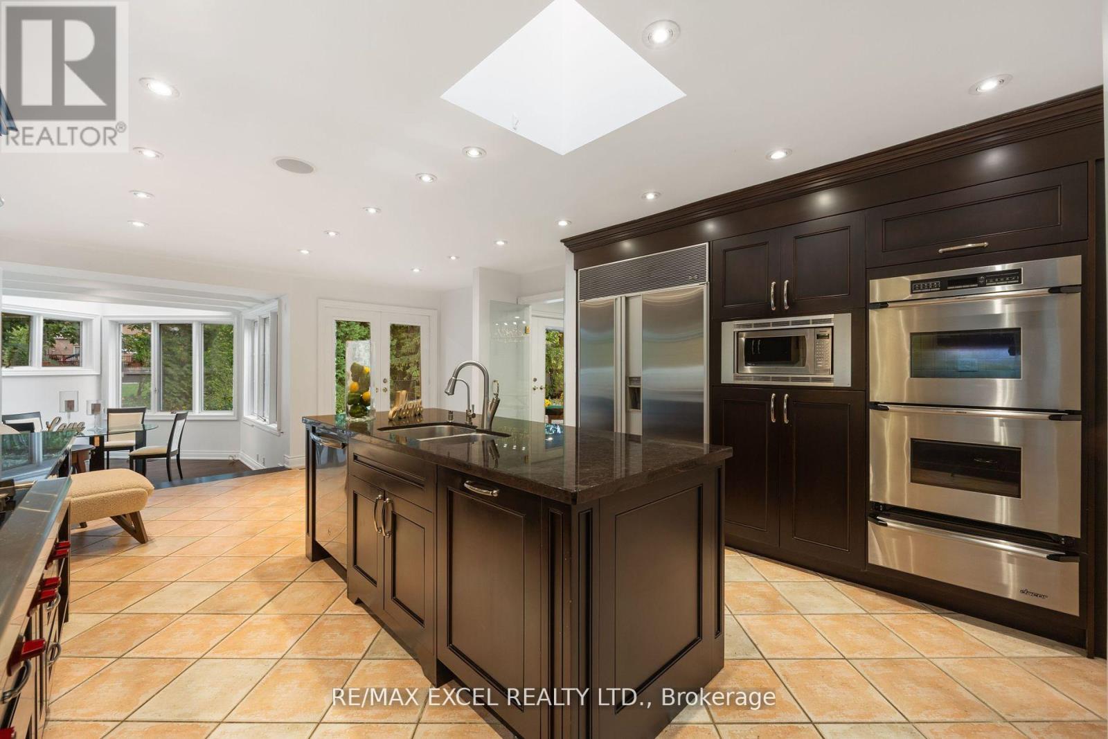 62 Wimpole Drive, Toronto (St. Andrew-Windfields), Ontario  M2L 2L3 - Photo 17 - C12156794