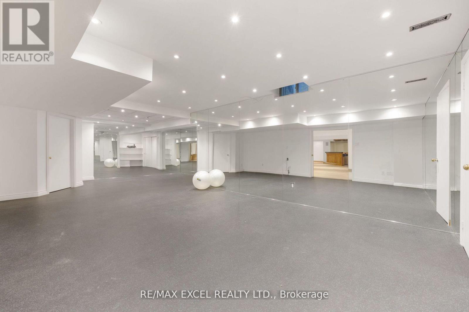 62 Wimpole Drive, Toronto (St. Andrew-Windfields), Ontario  M2L 2L3 - Photo 31 - C12156794