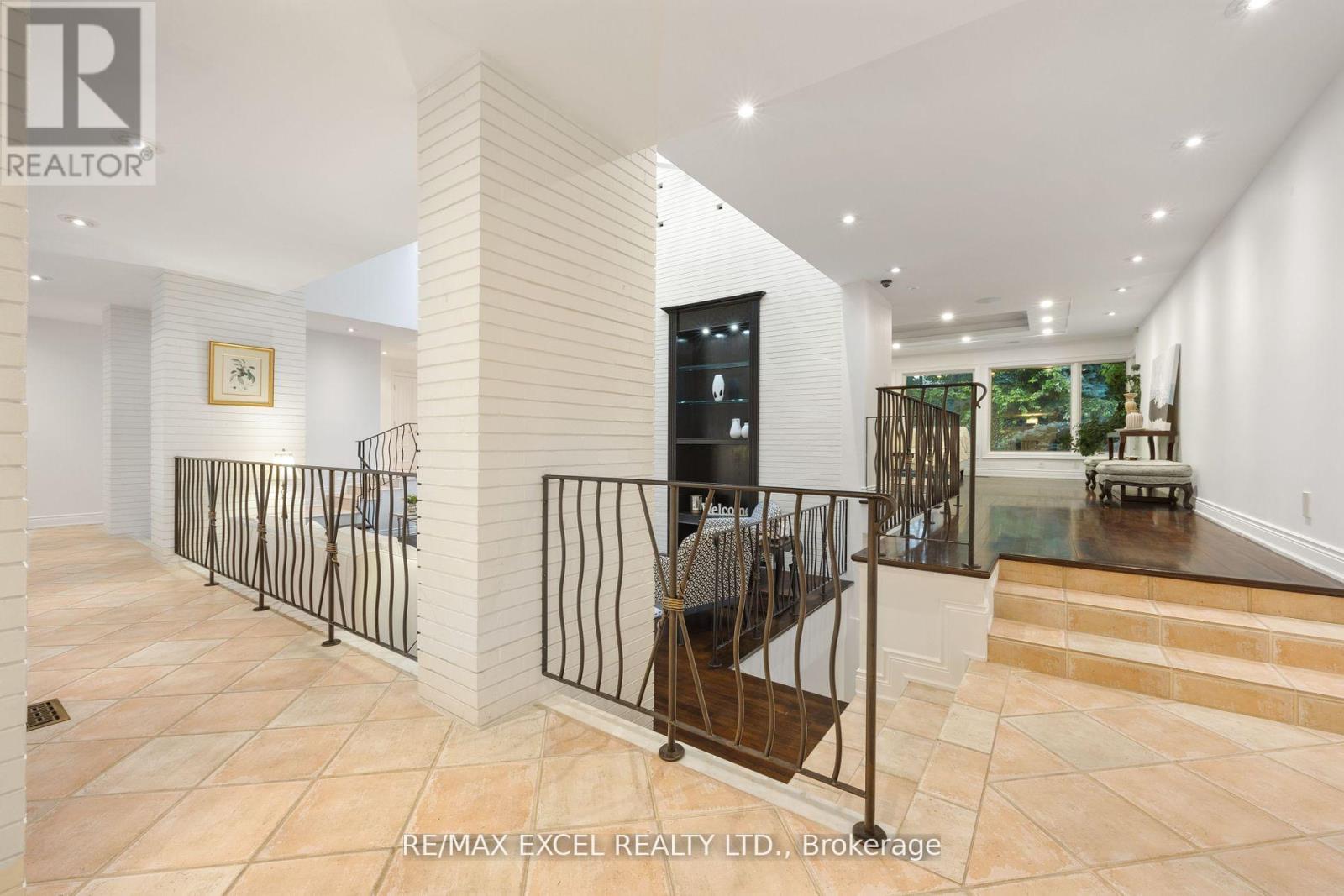 62 Wimpole Drive, Toronto (St. Andrew-Windfields), Ontario  M2L 2L3 - Photo 6 - C12156794