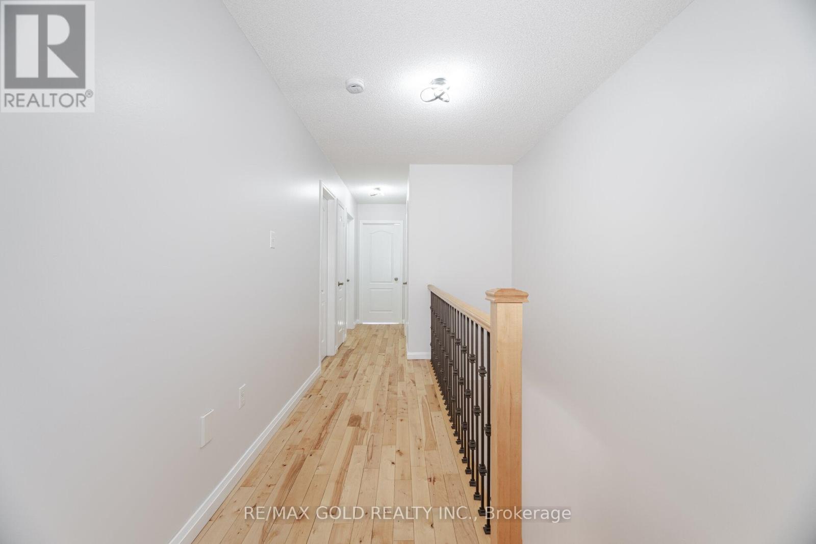 614 Summer Park Crescent, Mississauga, Ontario  L5B 4E9 - Photo 21 - W12155255