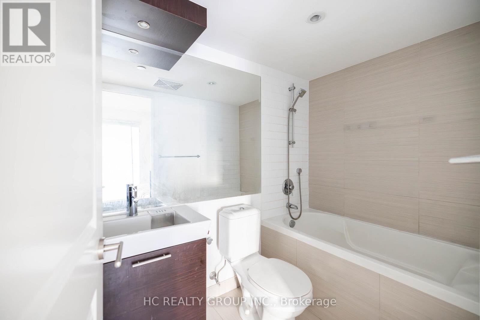819 - 386 Yonge Street, Toronto, Ontario  M5B 0A5 - Photo 6 - C12156801