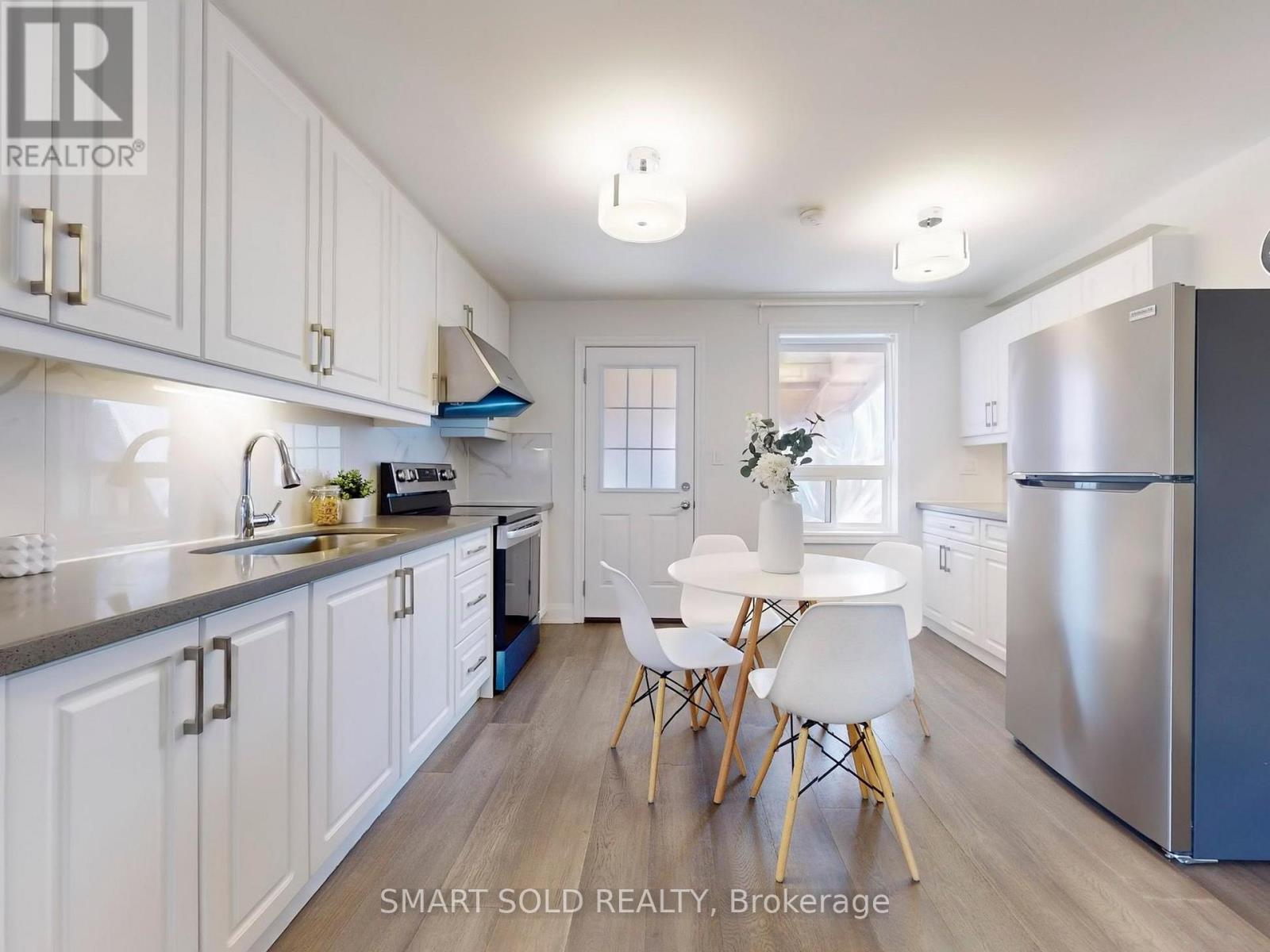 5 Khedive Avenue, Toronto, Ontario  M6A 2G1 - Photo 7 - C12156817