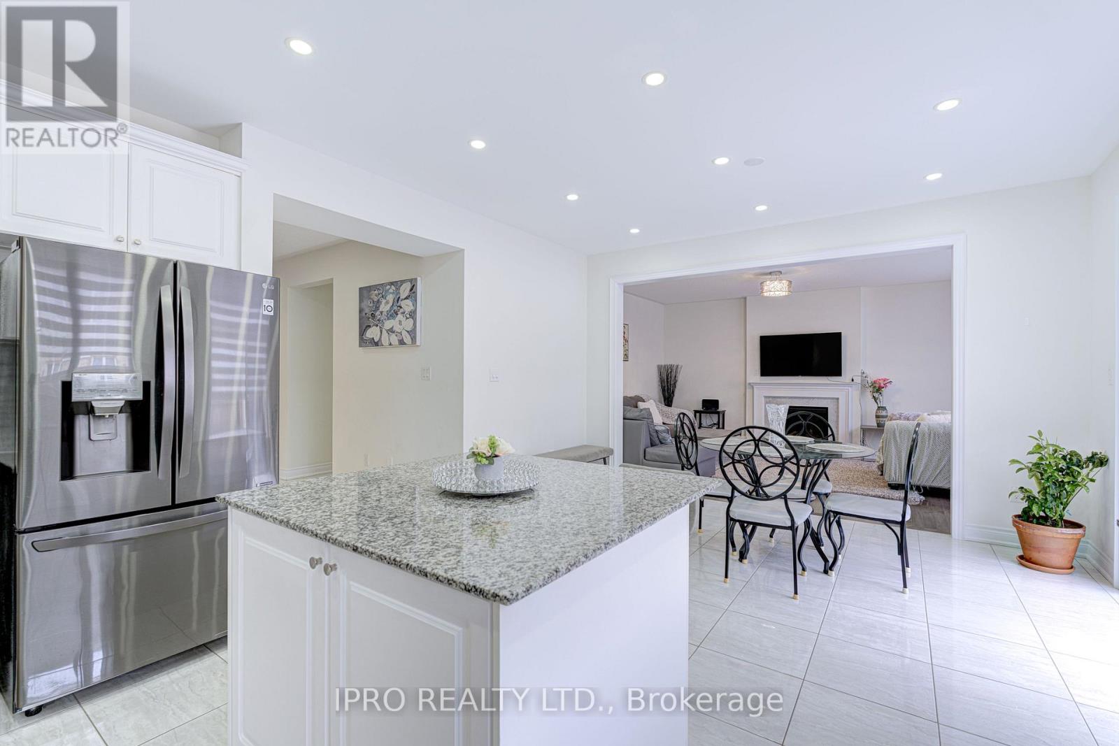 5 Aries Street, Brampton, Ontario  L6Y 5Z2 - Photo 15 - W12156814