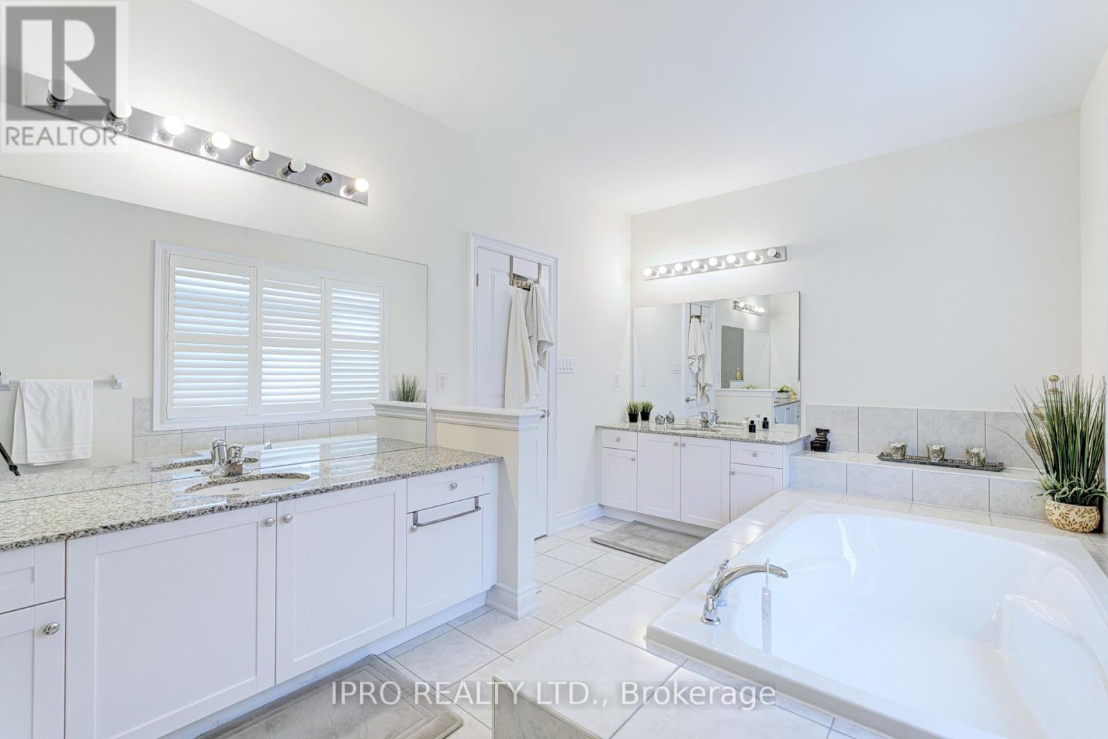 5 Aries Street, Brampton, Ontario  L6Y 5Z2 - Photo 27 - W12156814