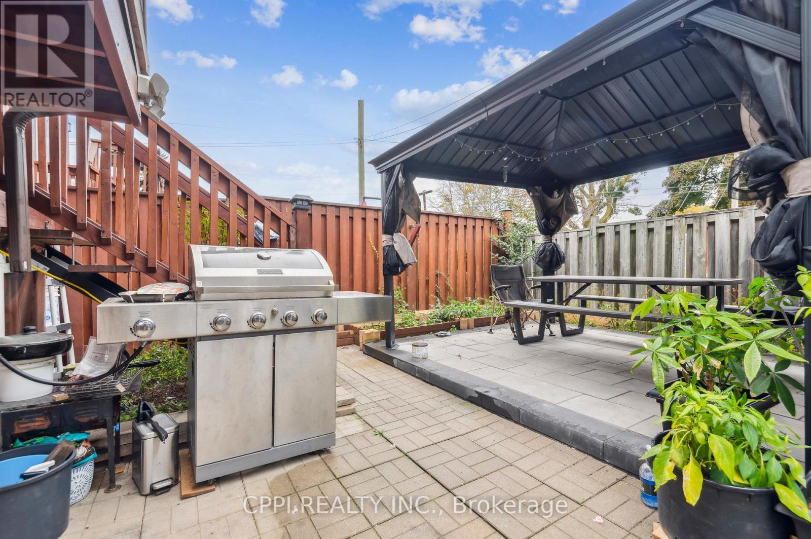 2c Bexley Crescent, Toronto, Ontario  M6N 2P5 - Photo 16 - W12156820