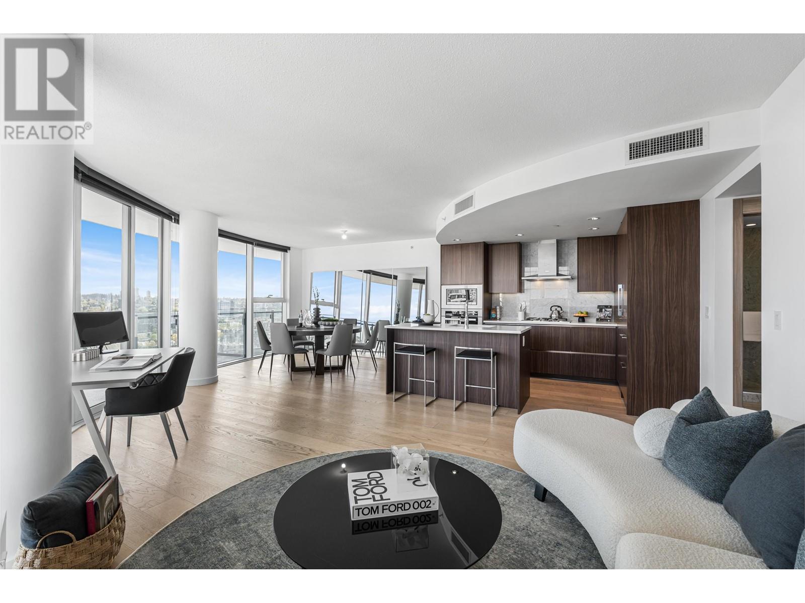 2717 89 NELSON STREET, Vancouver, British Columbia