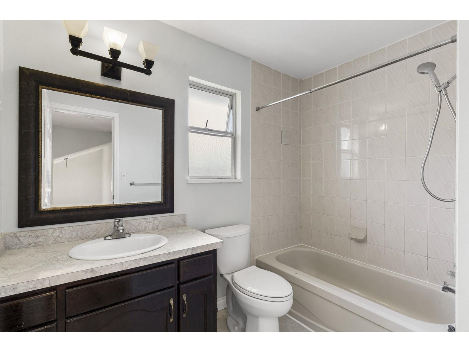 33480 Blueberry Drive, Mission, British Columbia  V2V 6E7 - Photo 24 - R2995551