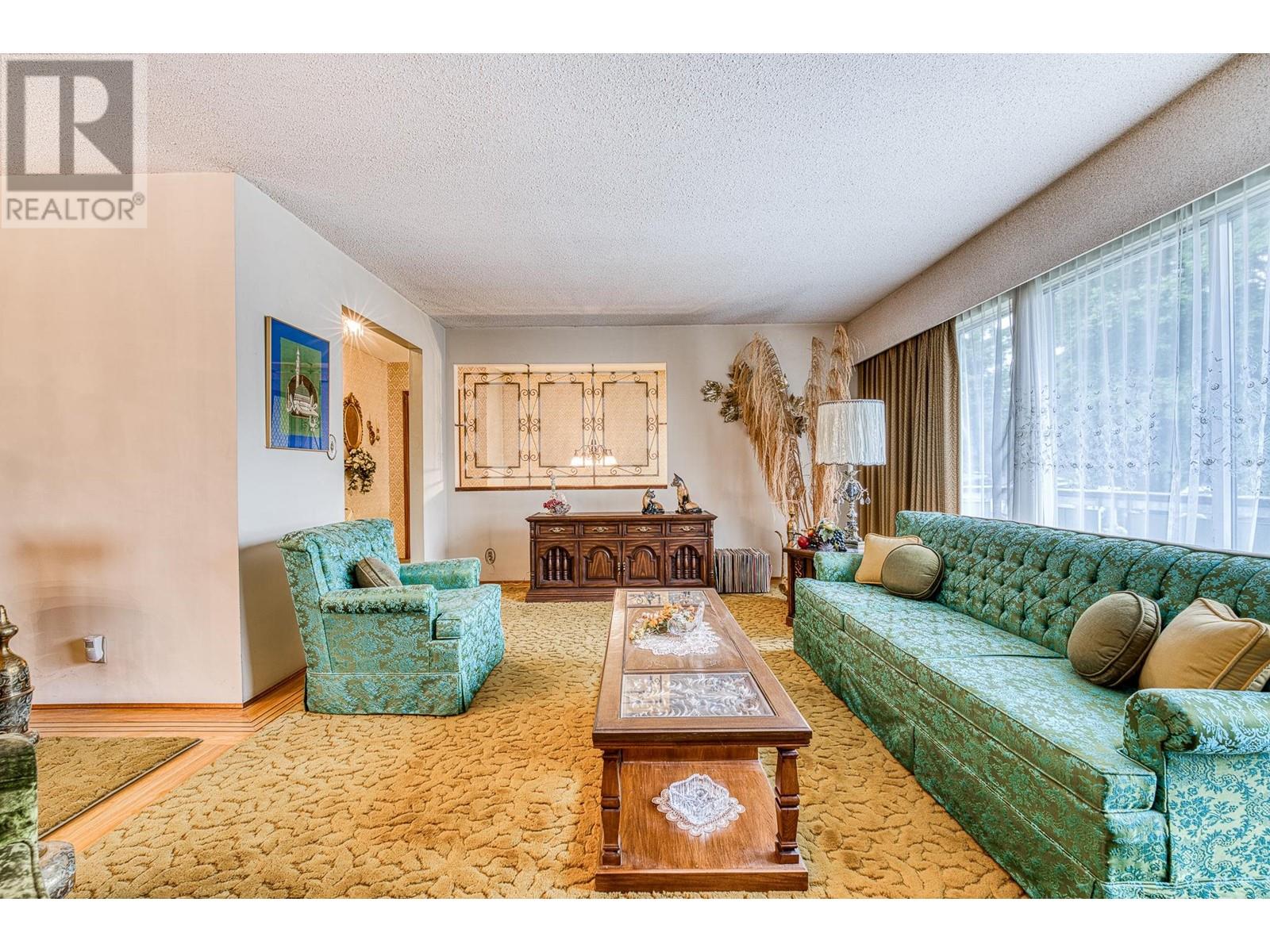 896 E 56th Avenue, Vancouver, British Columbia  V5X 1S2 - Photo 2 - R3003946