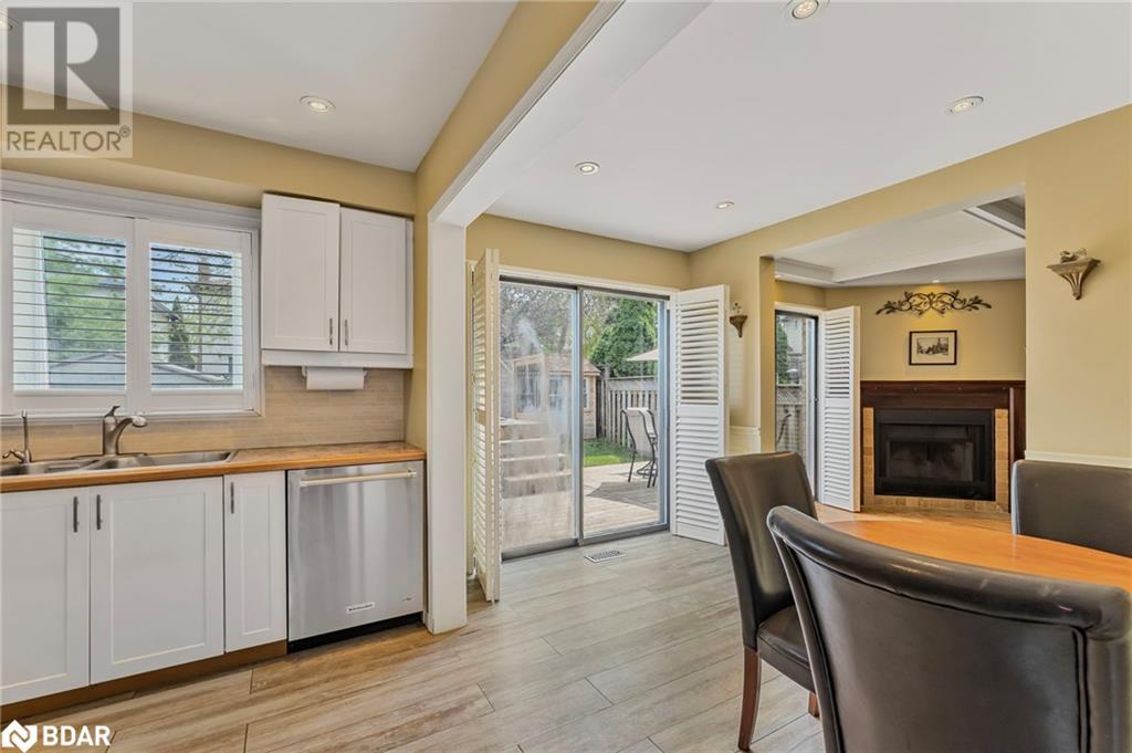 58 Carruthers Crescent, Barrie, Ontario  L4M 6A7 - Photo 11 - 40727547