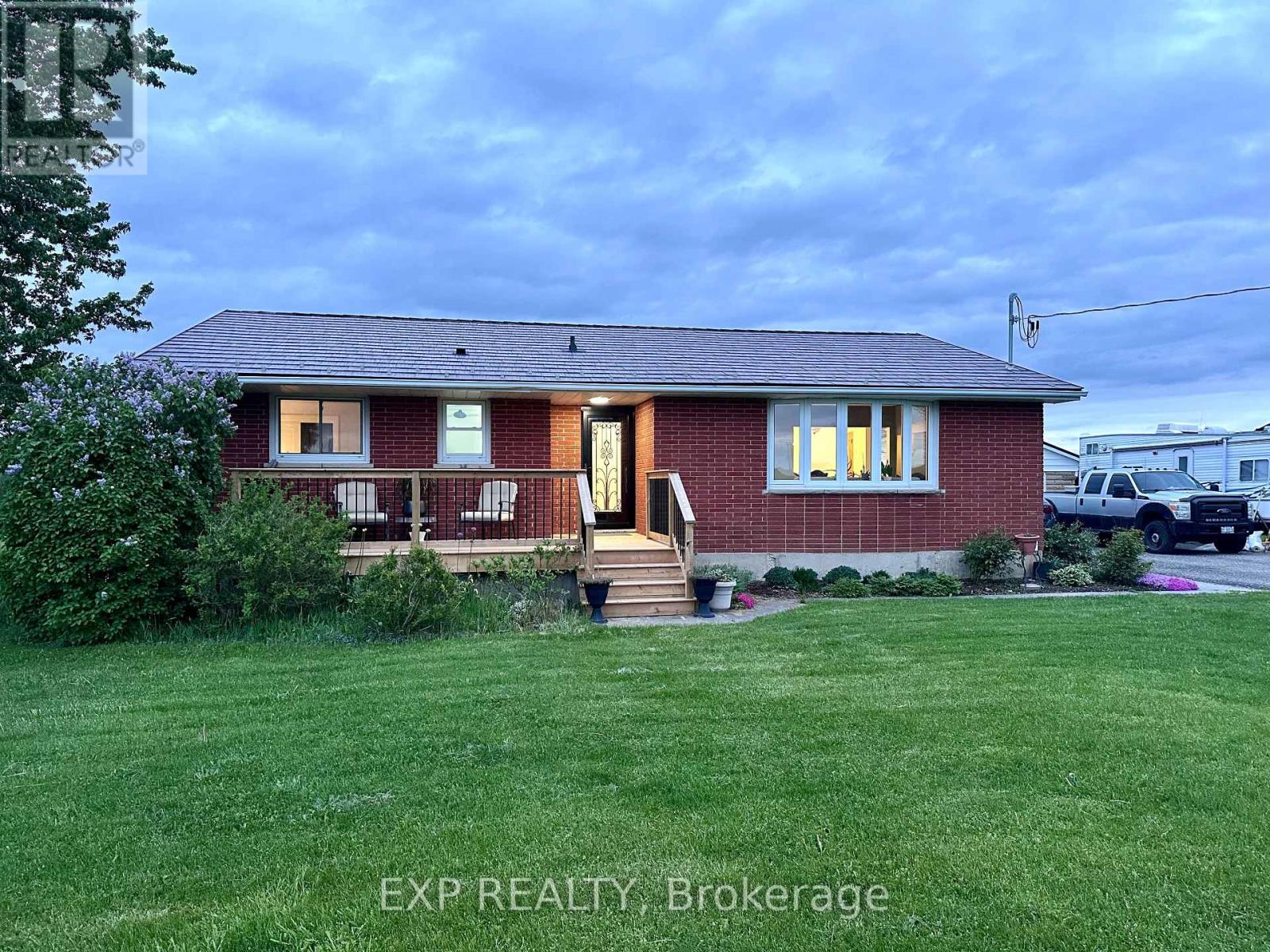 9235 HICKORY DRIVE, Strathroy-Caradoc, Ontario