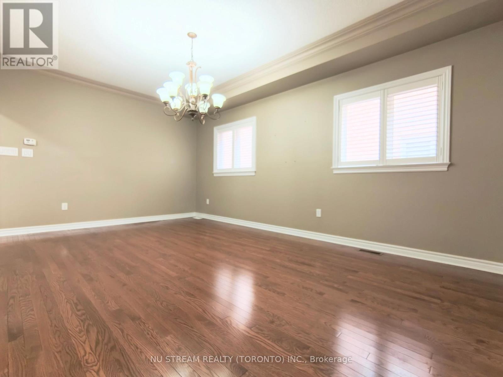 279 Twin Hills Crescent, Vaughan, Ontario  L4H 0H4 - Photo 6 - N12148718